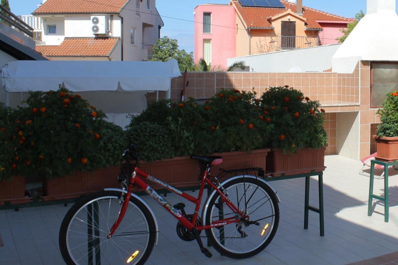 Apartments By The Sea Bilo, Primosten - 8364 Exterior photo
